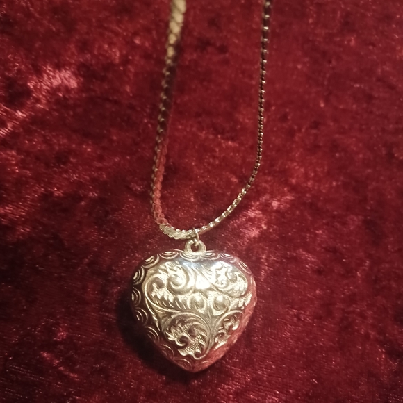 Puffed Heart Necklace 24" - Picture 7 of 12